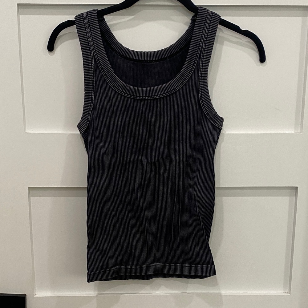 Elegant Black Ribbed Tank Top